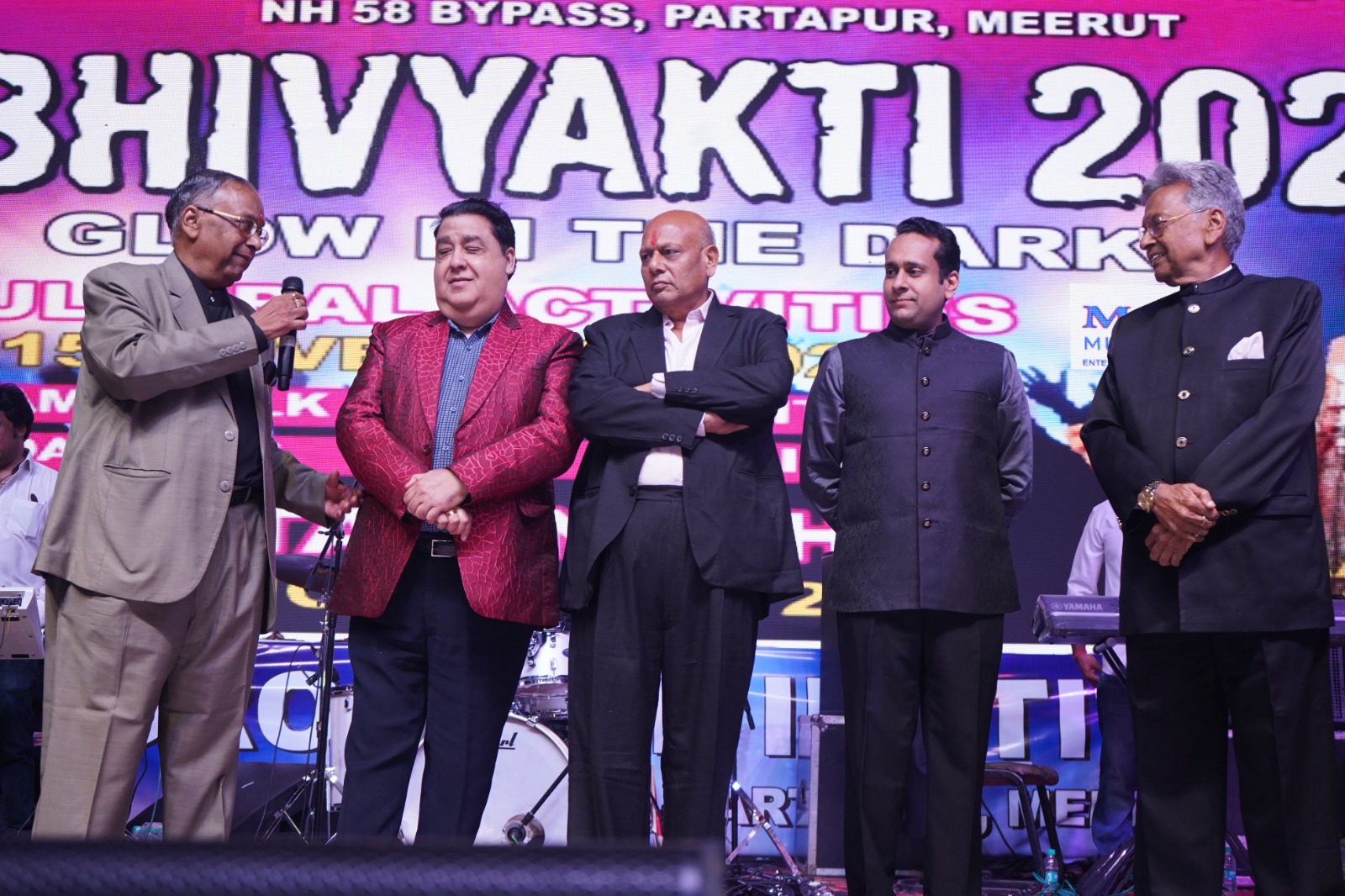 Thrilling Corporate Show in Meerut: A Night to Remember.